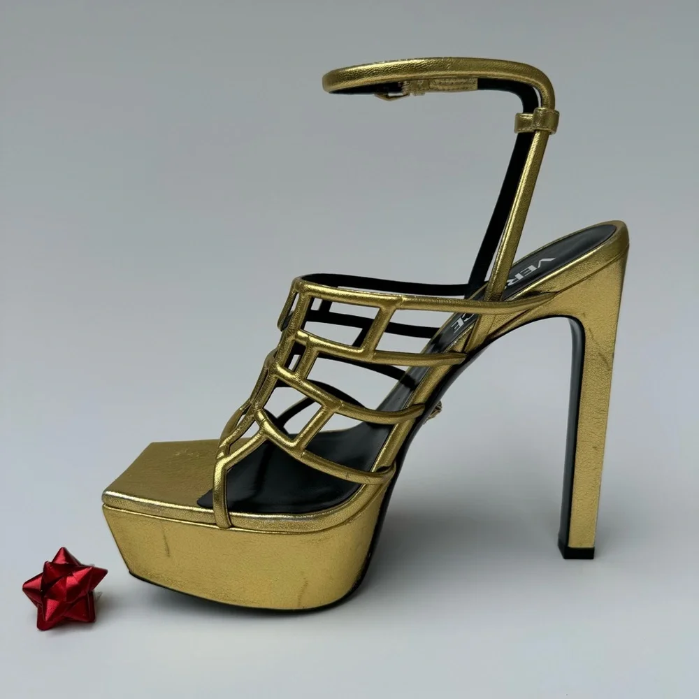 VERSACE PLATFORMS - Picture 6 of 16